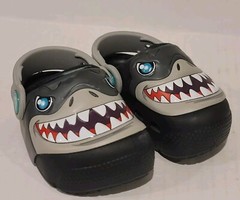 Crocs Classic Clog Kids Fun Lab Black Shark Light up Size C4 Slip On Sandal