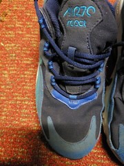 Nike Blue On Navy Air 270 React 5.5 Youth Used Shoes