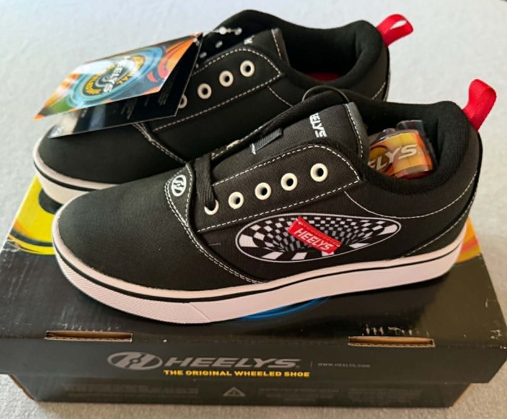 Heelys Pro 20 Prints Youth Size 6 Black w/ White Wheeled Shoes HE101007H NIB