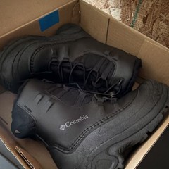 Columbia Bugaboot Celsius Junior Snow Boots Kids US 3 Black Waterproof Insulated