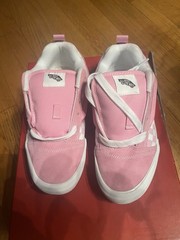 VANS Knu Skool Unisex Kids Low Top Suede Lace-Up Sneaker Pink White 5.5