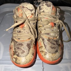 PUMA MB.01 Digital Junior Size 5.5, pale khaki-ultra orange