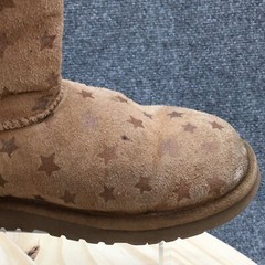 UGG Winter Boots Youth 4Y Brown Classic Short II Stars Mid Sheepskin Faux Suede