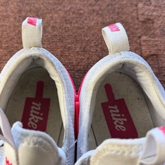 A+ gym Nike Ashin Modern White Hyper Pink Kids Running Shoes AO2129-100 Size 7Y