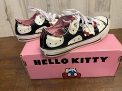 Hello Kitty x Converse Collab Kid’s Chuck Taylor Girls Size 13 Shoes Rare