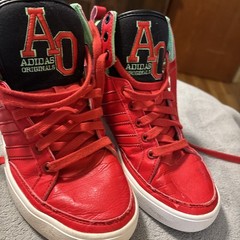 Vintage Adidas Original Red Hightop Sneakers Youth Size 6