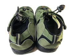Keen Camo Dark Green Waterproof Hiking Shoes Youth Size 4 EUC