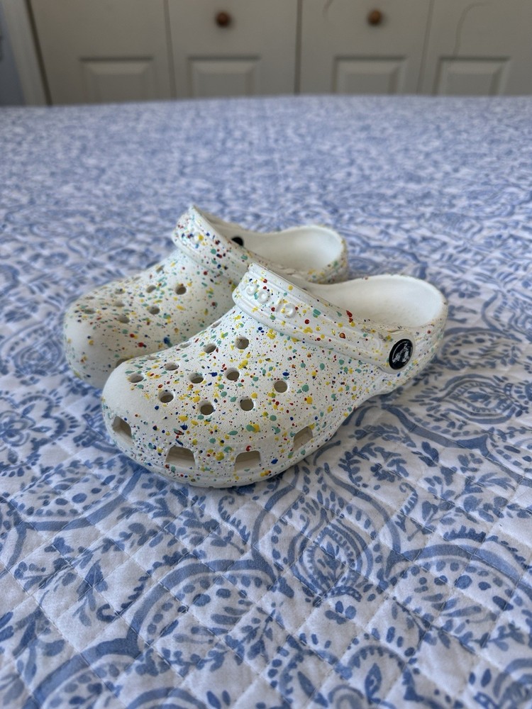 CROCS Classic Clogs White Paint Splatter Slip On Shoes Kids Youth Size C11