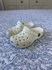 CROCS Classic Clogs White Paint Splatter Slip On Shoes Kids Youth Size C11
