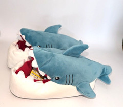 NEW Jack and Jill Childrens Shark Slippers Size L (4-5)