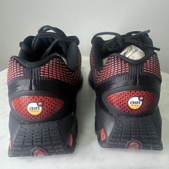 Size 5.5Y/7W Nike Air Max DN GS Black Red Kids Athletic Sneakers Mesh Breathable