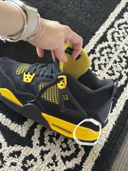 Jordan Air Jordan 4 Retro Thunder Black Yellow Sneaker US 7Y UK 6 EU 40