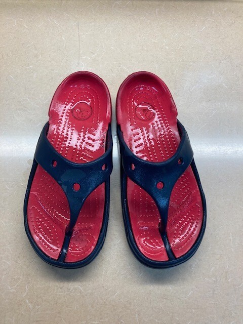 Crocs Unisex Navy Blue Red Flip Flop V Sandle J1