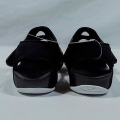 NIKE Sunray Protect 3 Kids Sandals – 3 – Black/White – NWOB