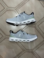 On Running Cloudhero Waterproof Glacier Sage 3YD11442594 Youth 4.5