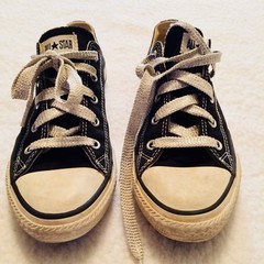 Converse All Star Black Low Top Sneakers Youth Size 3 / 35 Minimal Wear