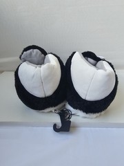 Wonder Nation Boys‘ Sneaker-Style Slippers – Plush Black & White – NWT – Various