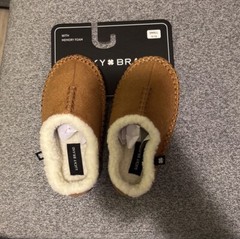 Lucky Brand Slipper For Kids Size Small 11/12
