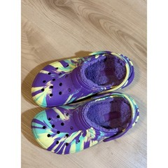 Crocs Classic Lined Tie Dye Clogs Kids J3 Purple Yellow Aqua Swirl Slip On