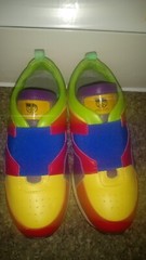 KRAYON SHOES SIZES 13 1/2 or 11 1/12 KIDS