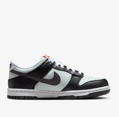 NIKE DUNK LOW (GS) BIG KIDS US SIZE – 6 Y STYLE # FN7784-001