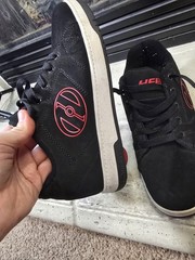 Heelys Voyager Sneaker Black/Red HES10435 Youth 8