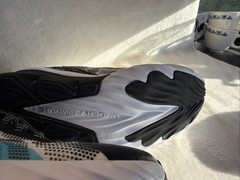 New WITHOUT BOX Under Armour BGS Charged Scramjet ,Size 6Y Sneakers Shoes