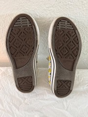 Converse Chuck Taylor kids Size US13 / EUR 31 Lemon Sneakers Shoes Low Top White