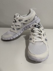 Nike Free Run 2 GS White Black Kid Size 5.5Y Running Athletic Shoes DD0163-100