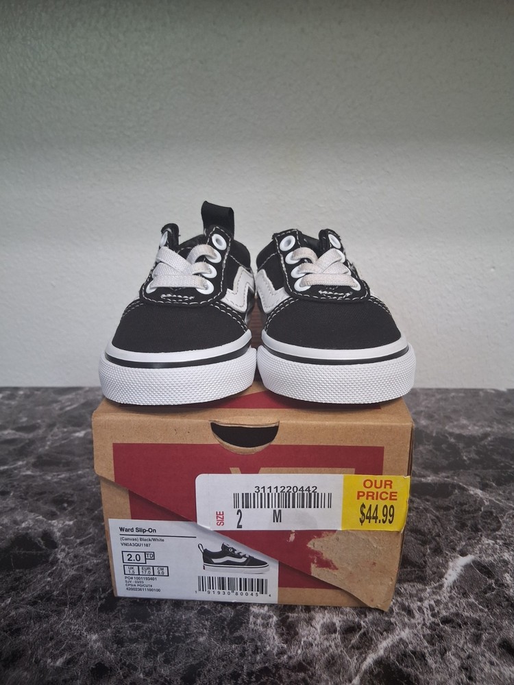 NWT Vans Ward Slip On Canvas Black/White Size 2(TD)