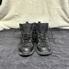 Nike Manoa’17 Size 5.5y Leather Boots Triple Black (HF0750 001) Hiking Camping