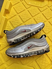 Nike Air Max 97 OG Silver Bullet Kids 6.5Y Women 8 Metallic Silver Red