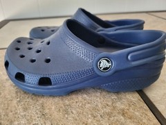 Croocs Classic Kids Blue Rubber Confort Slip On Shoes 2/4.