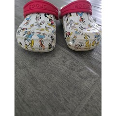 Crocs Kids Disney Mickey & Friends Classic Clogs White Red Multi Print Shoes