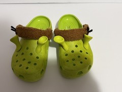 Crocs x Dream Works Shrek Classic Clogs Youth Size 5 / W 7 Lime Green Ears Shoe