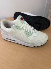 NIKE AIR MAX 90 „VALENTINES DAY“ Women’s Size 8.5 CI7395-100