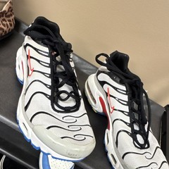 Nike Air Max Plus GS White Black Red Blue Unisex Kids Sneakers 7Y Mesh