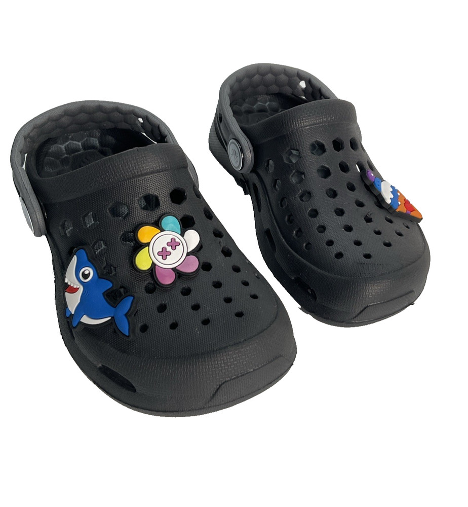 Joybees Toddler Dylan Slip-On Clog Water Shoes Black with 3 charms- Size 6/7