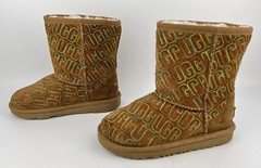 UGG Kids Classic II Graphic Stitch Boot Short Chestnut Brown Colorful Logo Sz 13