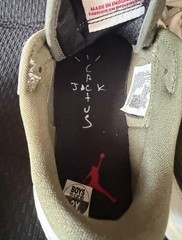 Jordan 1 Travis Scott Medium Olive