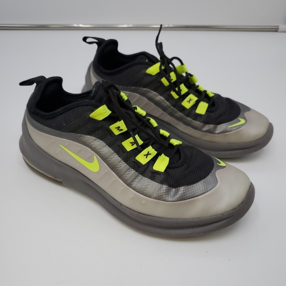Nike Air Max Axis Athletic Running Shoe Black Grey AH5222-012 Youth Size 5.5Y