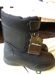 NEW Eddie Bauer Kids Sherpa Lined Insulated Winter Snow Boots Black Size 2M WARM