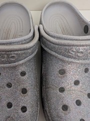 Crocs Clogs Sandals Girls Sz J 1 Gray/Purple Sparkle