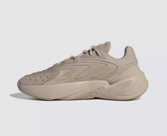 Sz 5.5 – Kid’s adidas Ozelia J ‚Beige‘ HQ1612