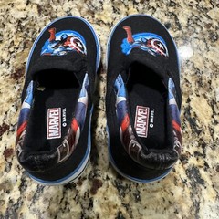MARVEL Captain America Black/Blue Slip On Casual Shoes Youth Size US 7