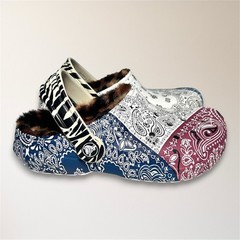 Crocs Classic Lined Bandana Zebra Clogs Kids J1 Paisley Faux Fur Multicolor NWT