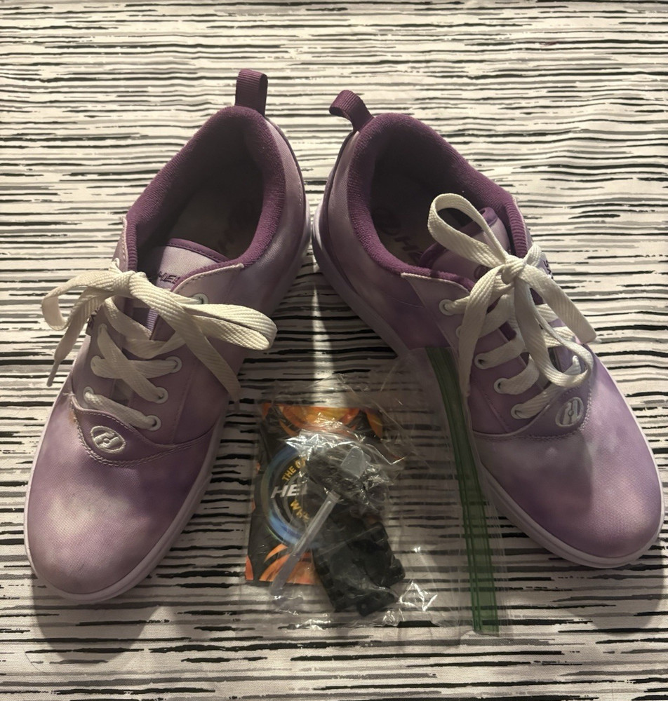 Heelys Unisex Kids Purple/White Low Top Lace-Up Sneaker Shoes w/ Wheels Sz 8