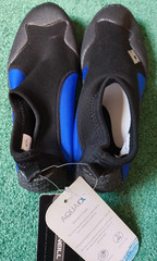 O’NEILL Youth 2mm Reef Boot Size 12 Black/Blue