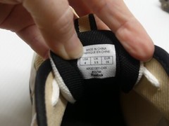 BIG Kids Reebok Zig Dynamica tan/white athletic laceup sneakers sz 4