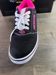 HEELYS Kid’s Pro 20 HE100760H Black Pink White Canvas Skate Shoes Kid’s Sz 5
